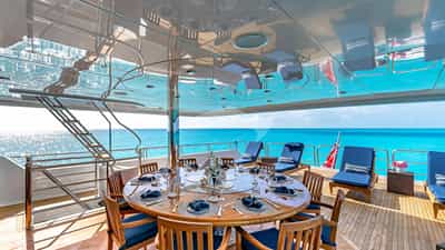 Bridge Deck, Alfresco Dining