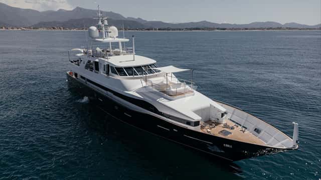 LADY IN BLUE 41m motor yacht for charter