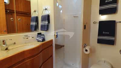 Guest Stateroom Head