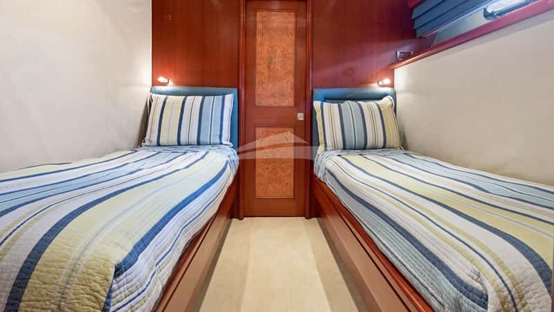 WINDWARD 27m motor yacht charter, photo 10