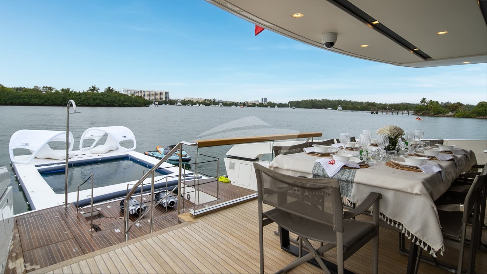 MAVE, photo from the yacht portfolio 24