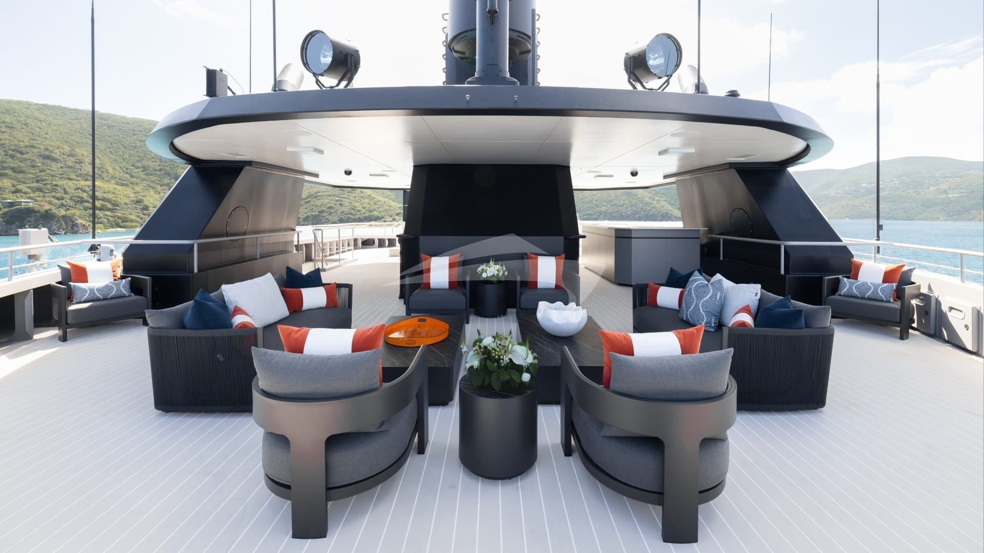 Sun Deck Lounge