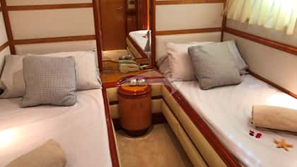 B3 27m motor yacht charter, photo 13