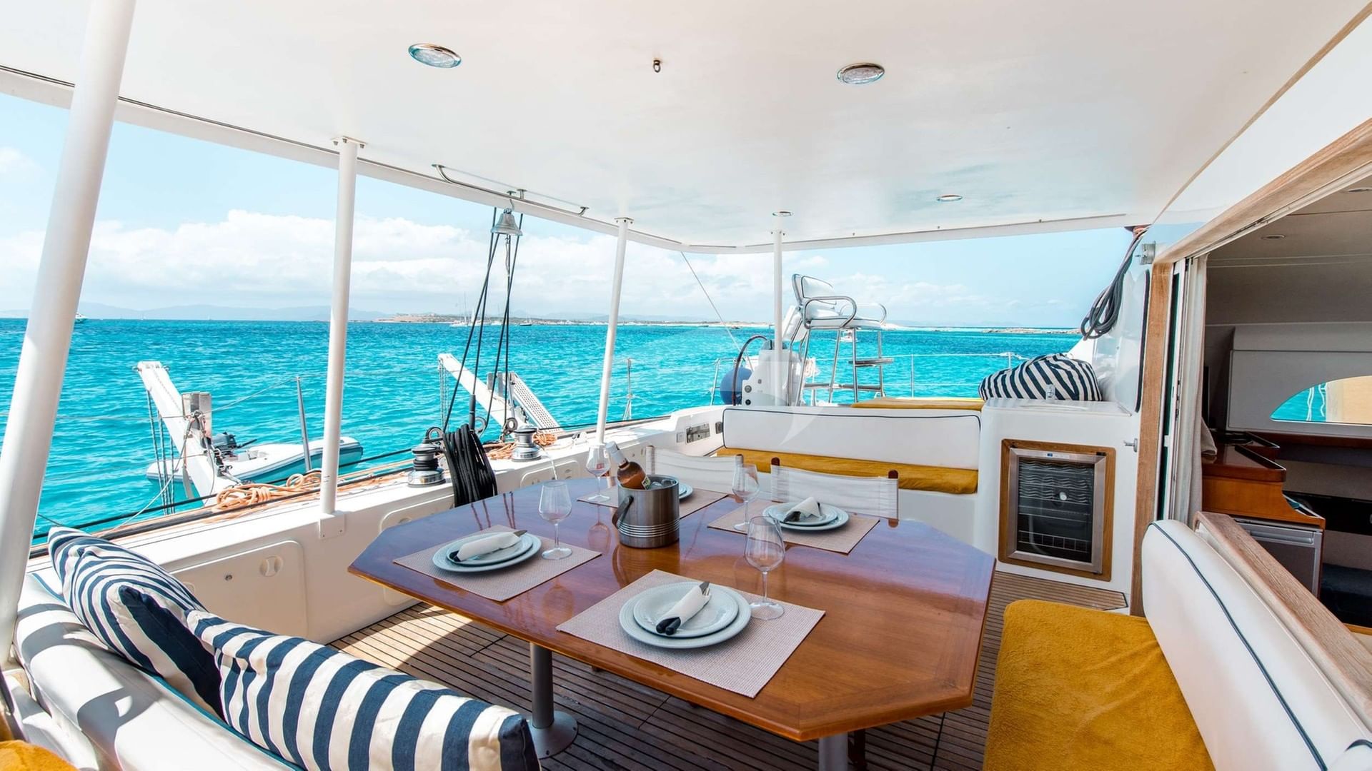 Aft Deck Dining