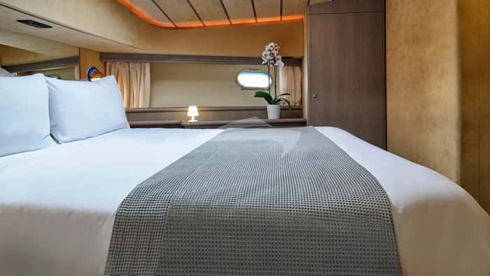 MIREN 21m motor yacht charter, photo 4