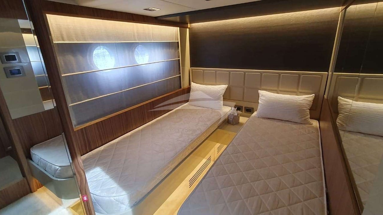 Triple Cabin