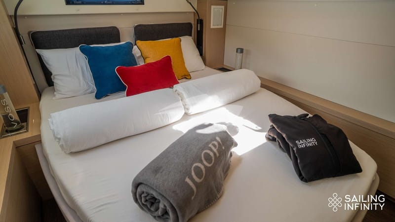Guest cabin