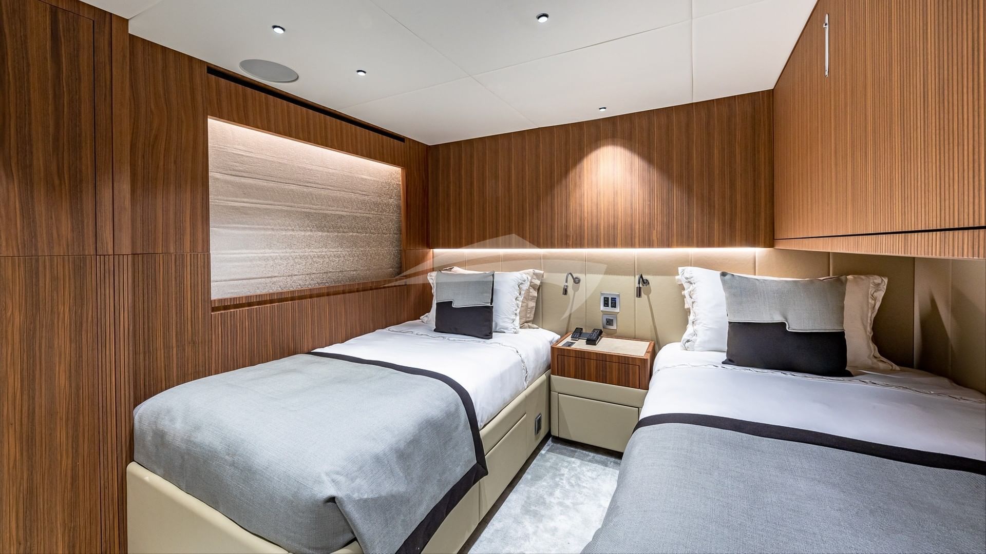 RISING DAWN Twin Cabin