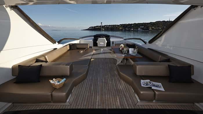 QUANTUM 28m motor yacht charter, photo 4