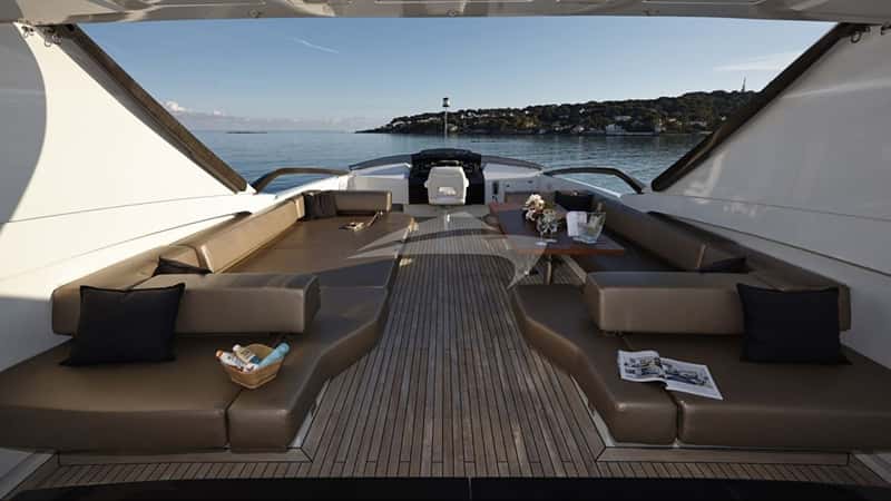 QUANTUM 28m motor yacht charter, photo 4