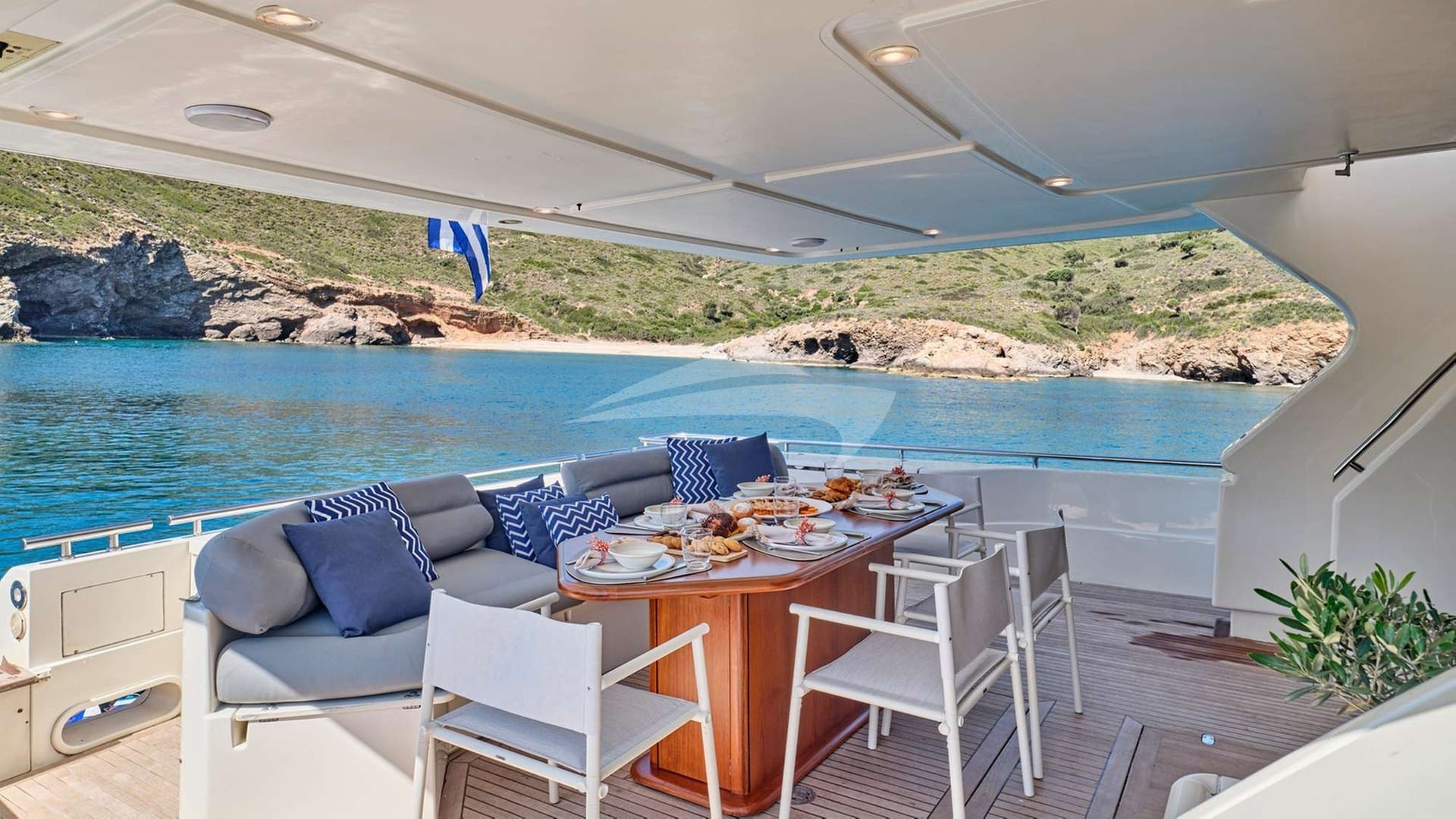 Aftdeck