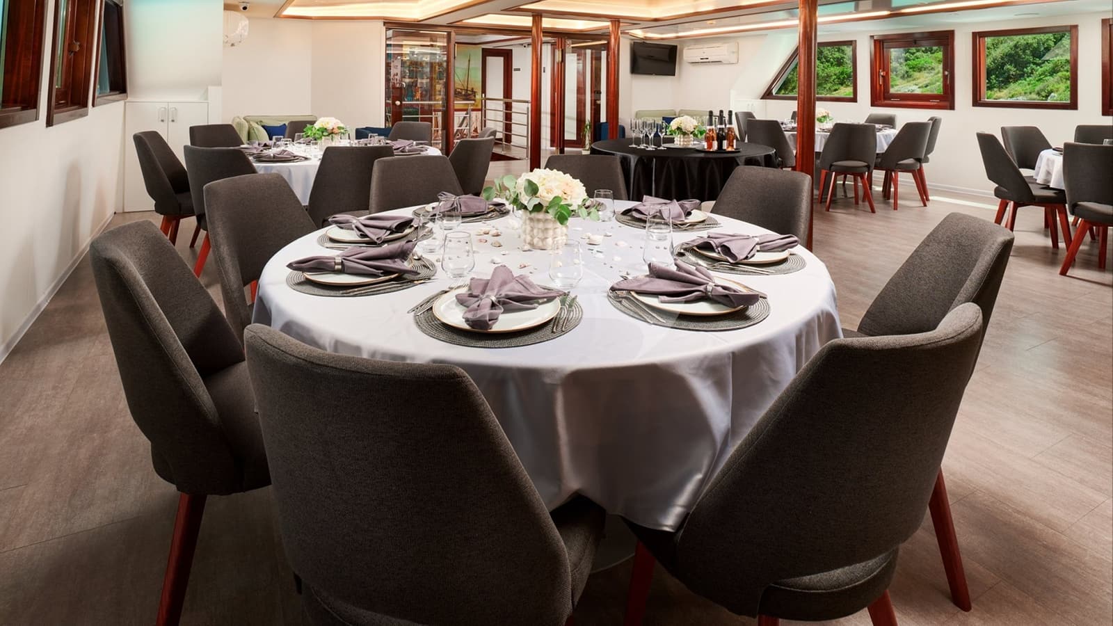 LUPUS MARE, photo from the yacht portfolio 16