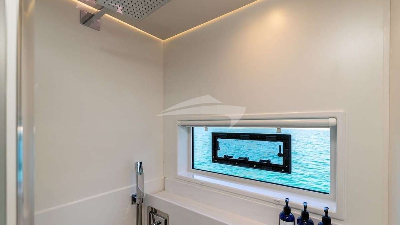 Master Shower with Toiletries