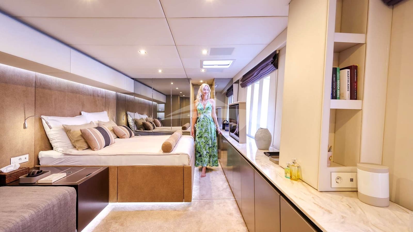 HONEYBIRD, photo from the yacht portfolio 11