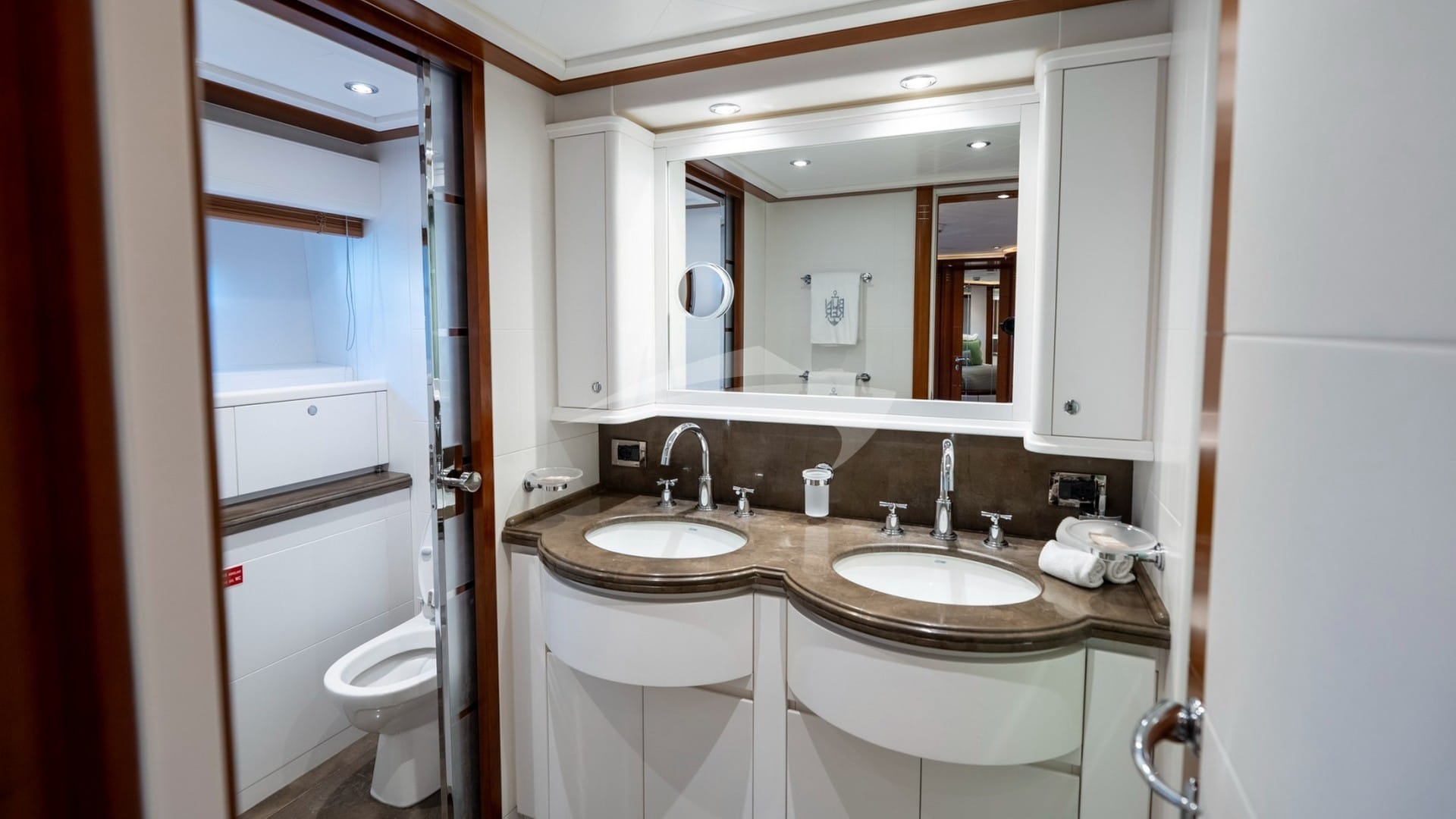 VIP Cabin Bathroom