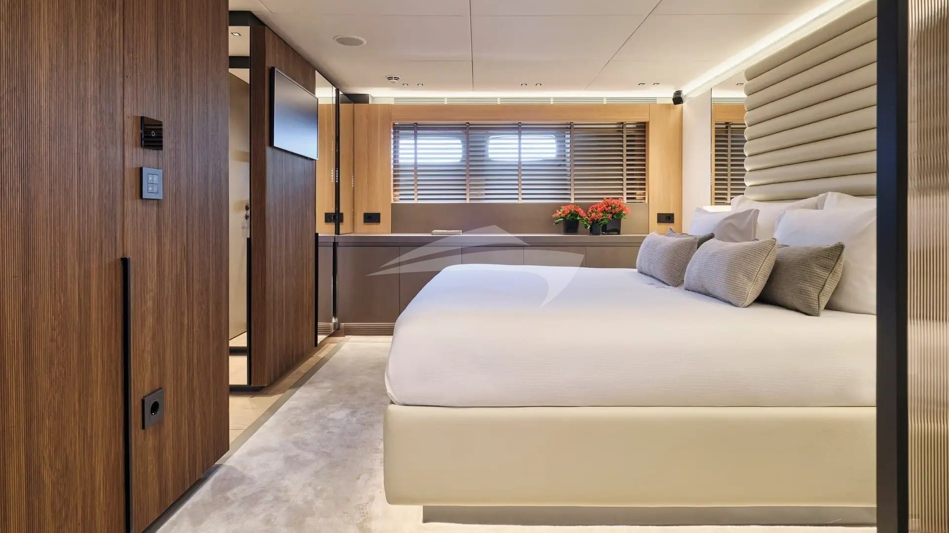 Maestro West Mediterranean