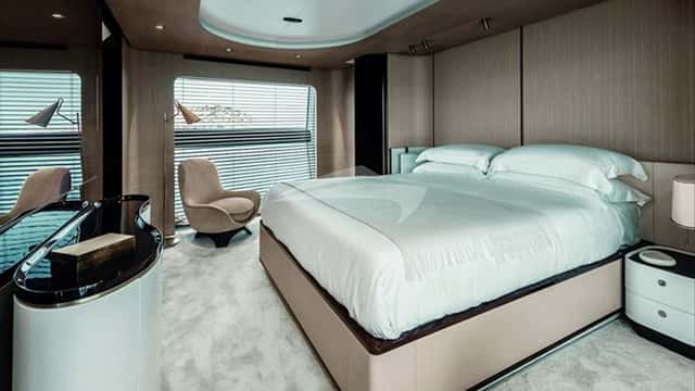 ALUMINIA TOO yacht charter photo 5