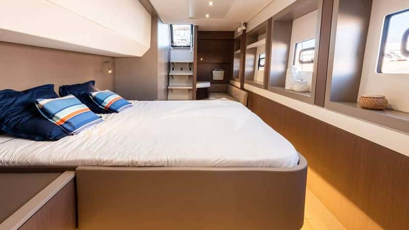 TWO OCEANS 17m sailing yacht charter, photo 6