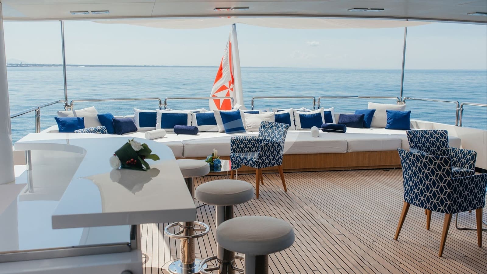 LADY IN BLUE, photo from the yacht portfolio 18