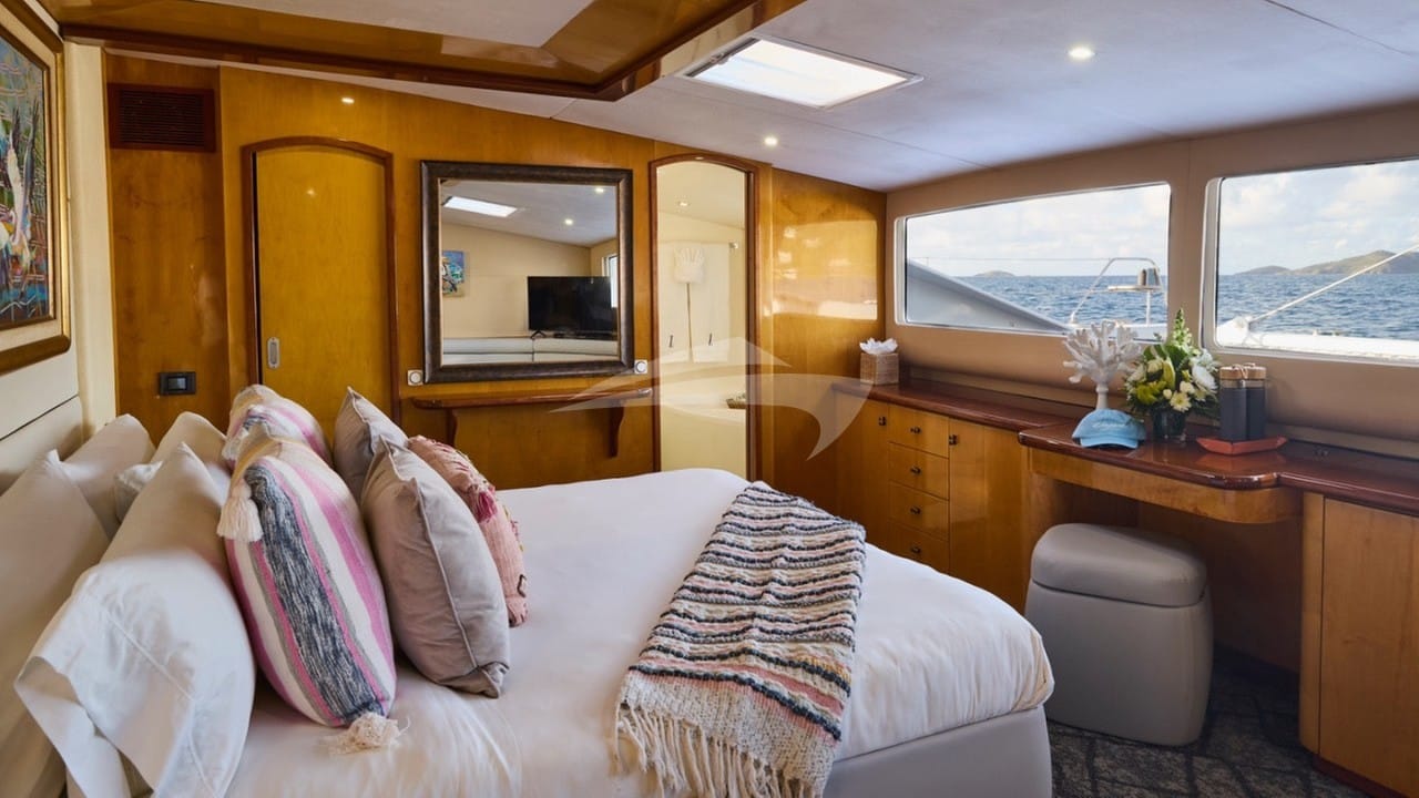 Main-Deck Master King Suite