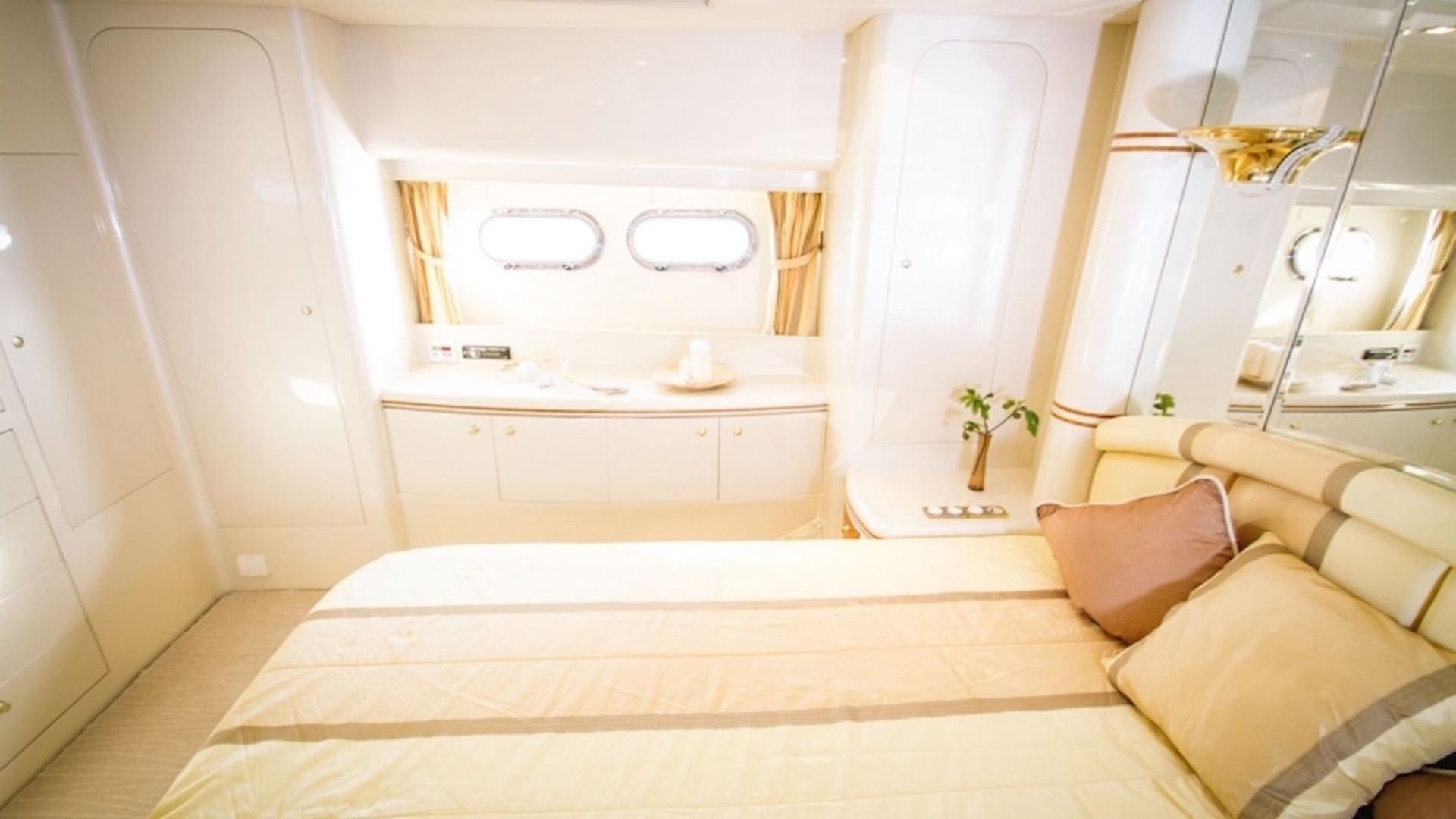 Master Cabin
