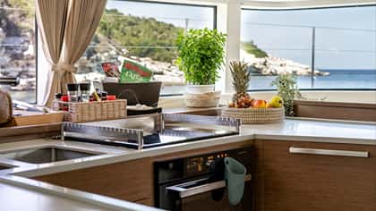 TAMIRO 16m sailing yacht charter, photo 8