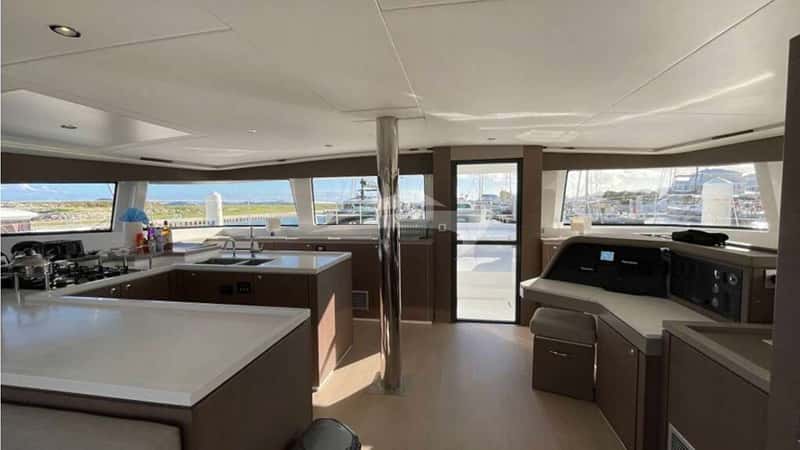 NAE KAE 17m sailing yacht charter, photo 8