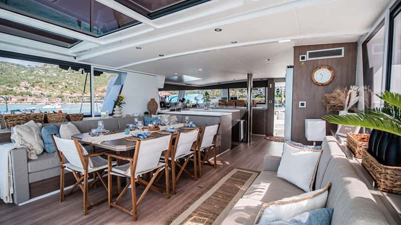 SOUTHERN QUEEN 17m sailing yacht charter, photo 2