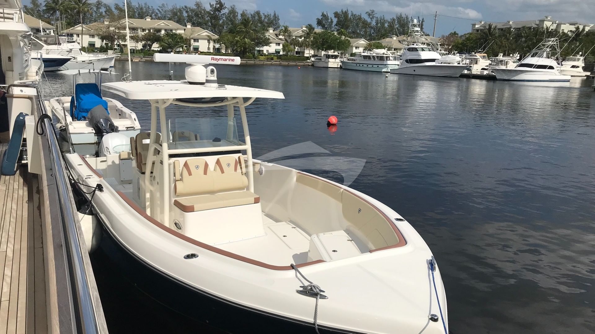 32' Century center console with brand new twin 300 hp engines
