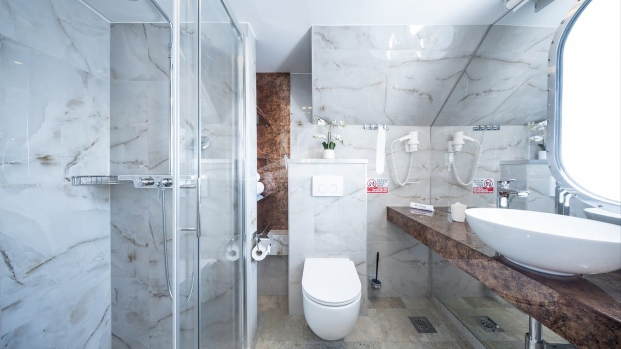 Master stateroom en suite