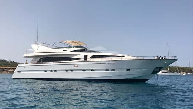 B3 27m motor yacht for charter