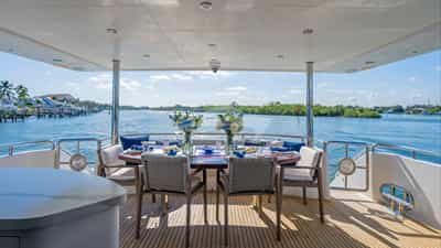 Deck Dining