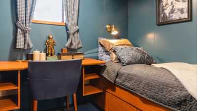 Twin Cabin