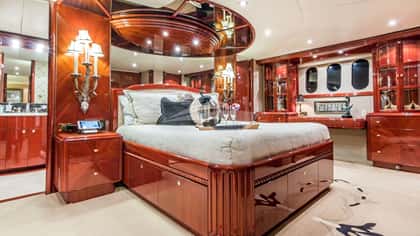 CEDAR ISLAND 32m motor yacht charter, photo 13
