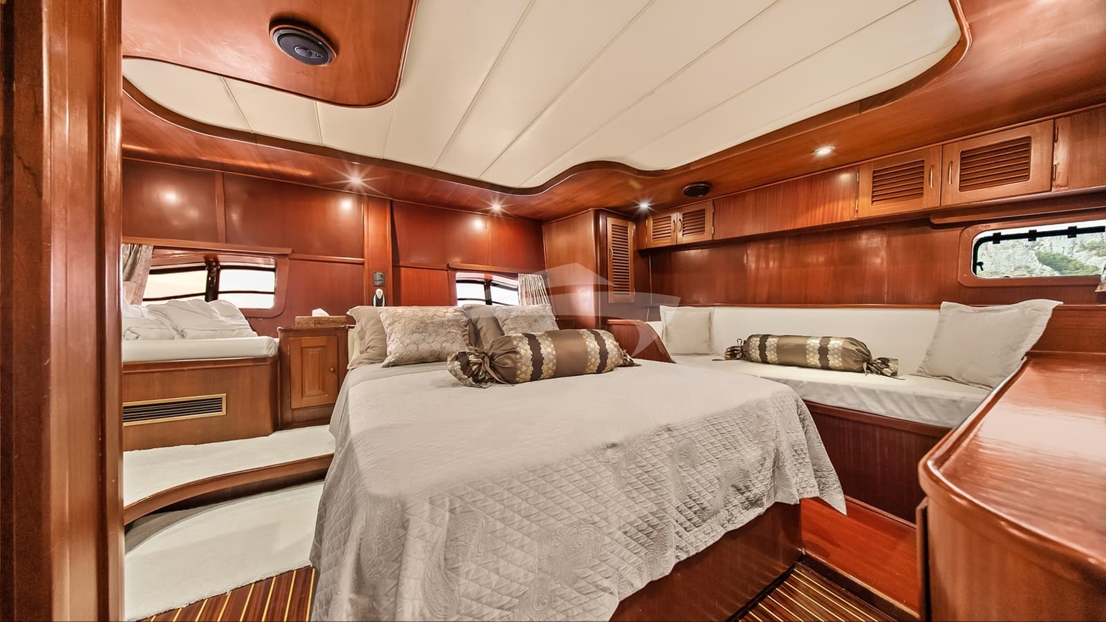 PACHA, photo from the yacht portfolio 26