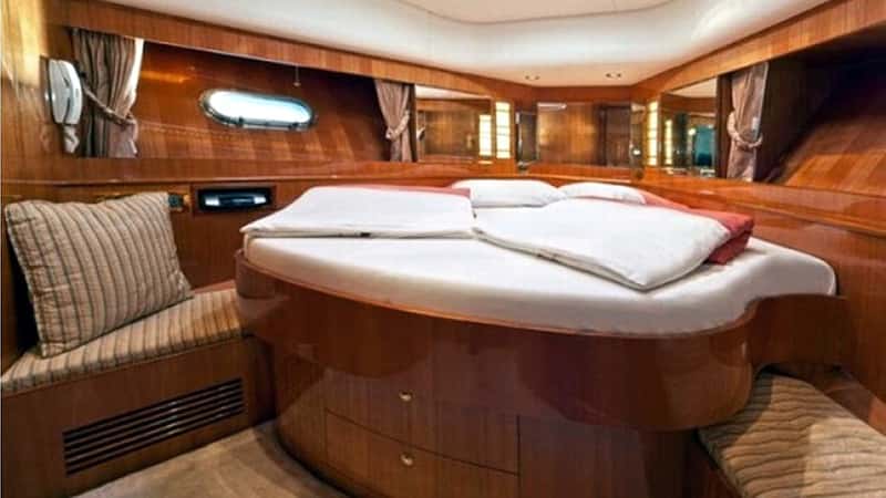 MIRA MARE 22m motor yacht charter, photo 7