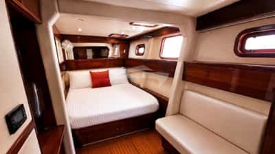 Aft port guest queen suite