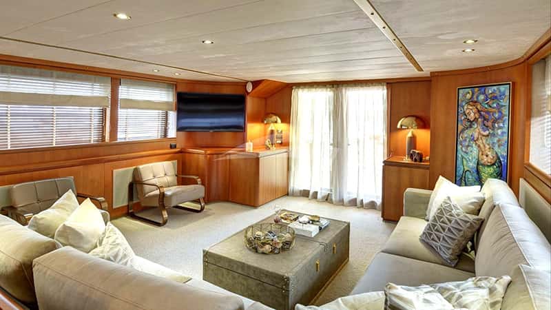 KARMA 30m motor yacht charter, photo 6