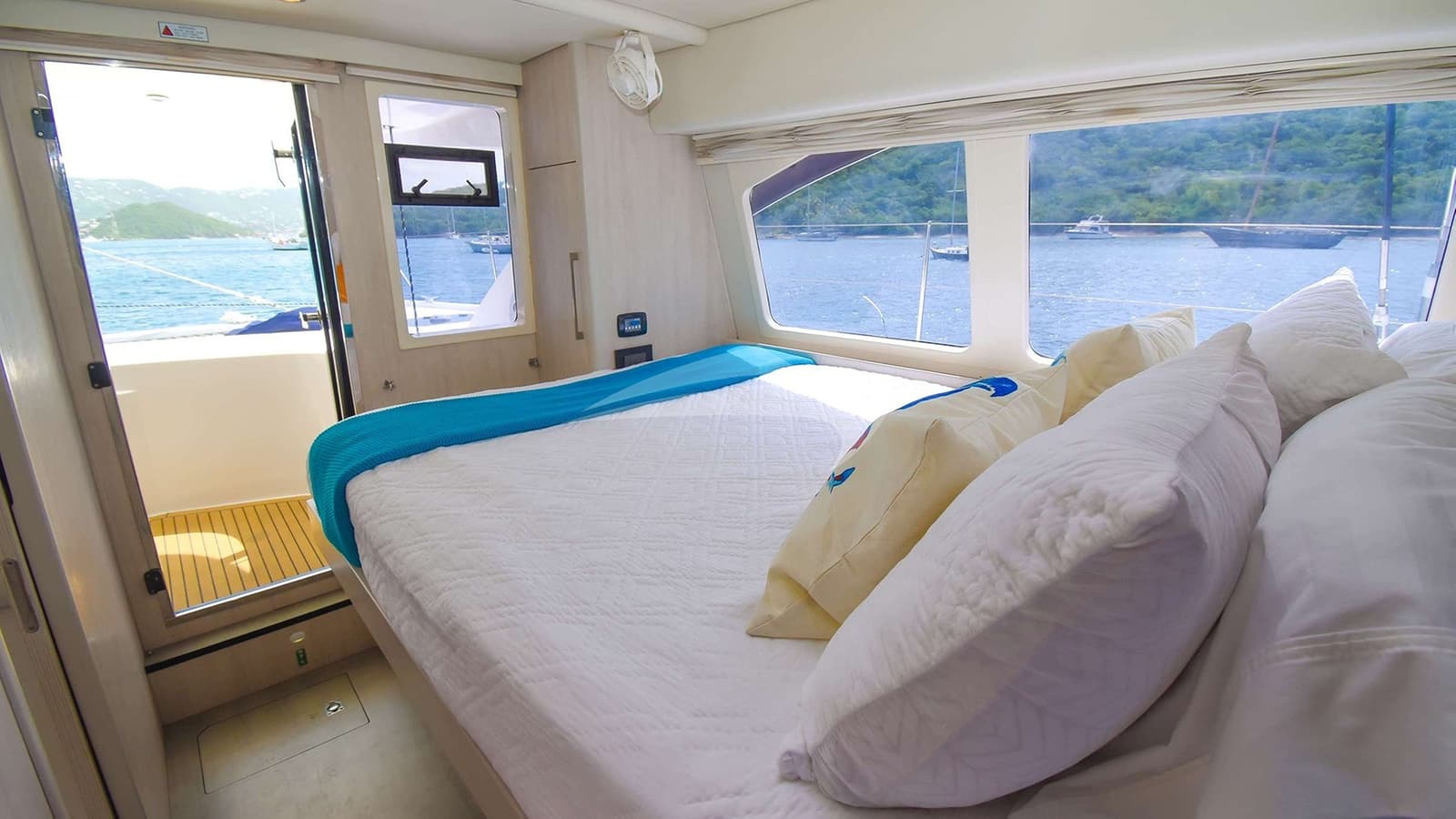 BAREFOOT COWBOY, photo from the yacht portfolio 12