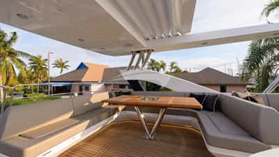 Flybridge Dining