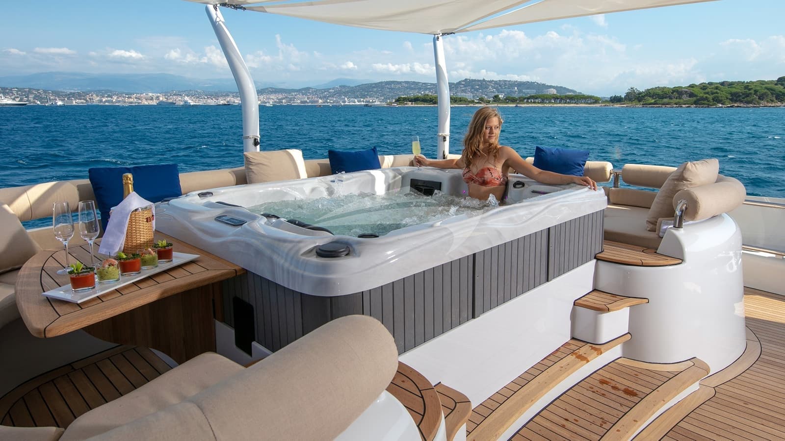 LUISA, Aufnahme aus dem Yachtportfolio 17