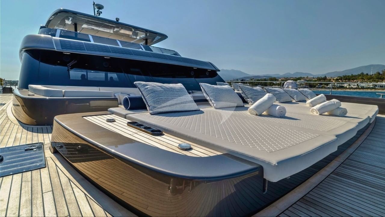 bgyb_charter_sunreef_80_power_tesni_selection_05