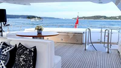 INFINITY PACIFIC_sundeck