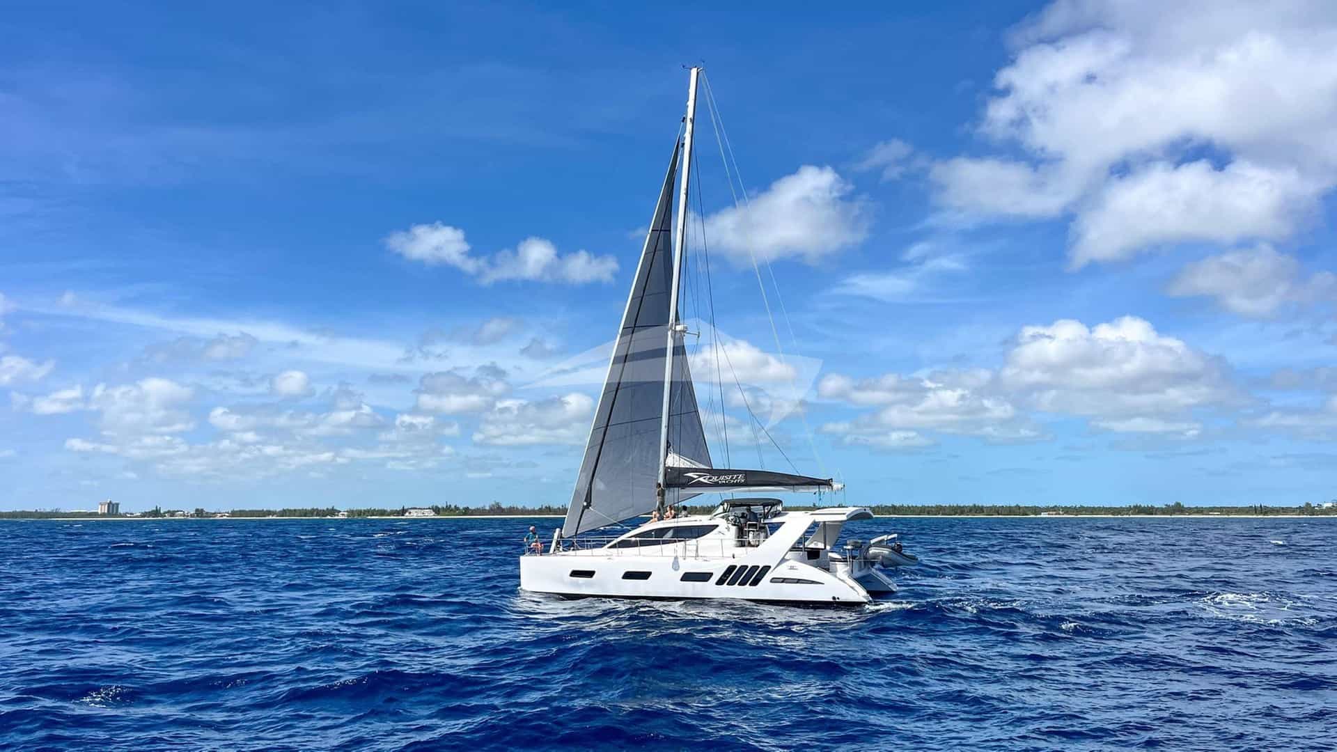 DOUE yacht charter