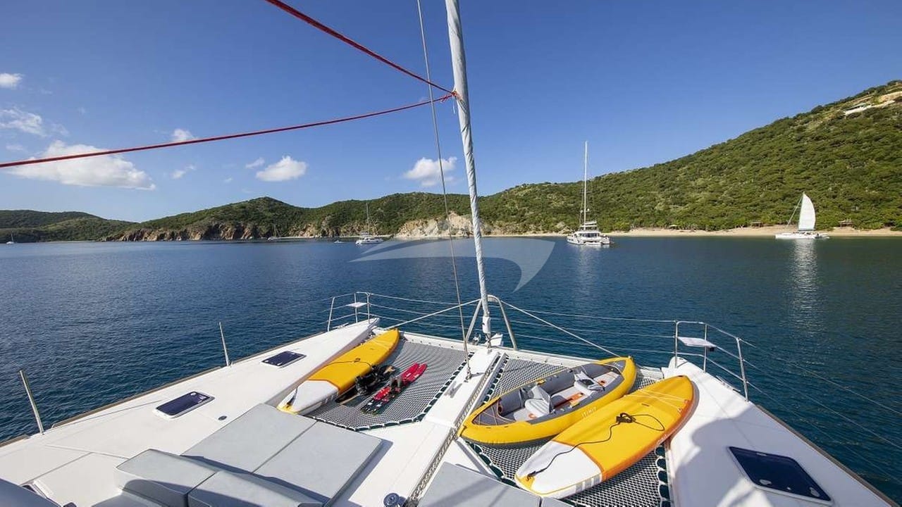 Relax on sun pads and trampolines or enjoy the water via tow tube, kayaks, stand-up paddleboards, wakeboard, skis, fishing gear, seabobs, and snorkel gear.