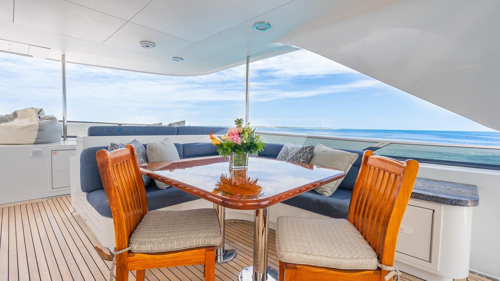 MISS STEPHANIE, photo from the yacht portfolio 23