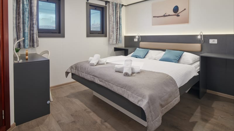 Guest Cabin
