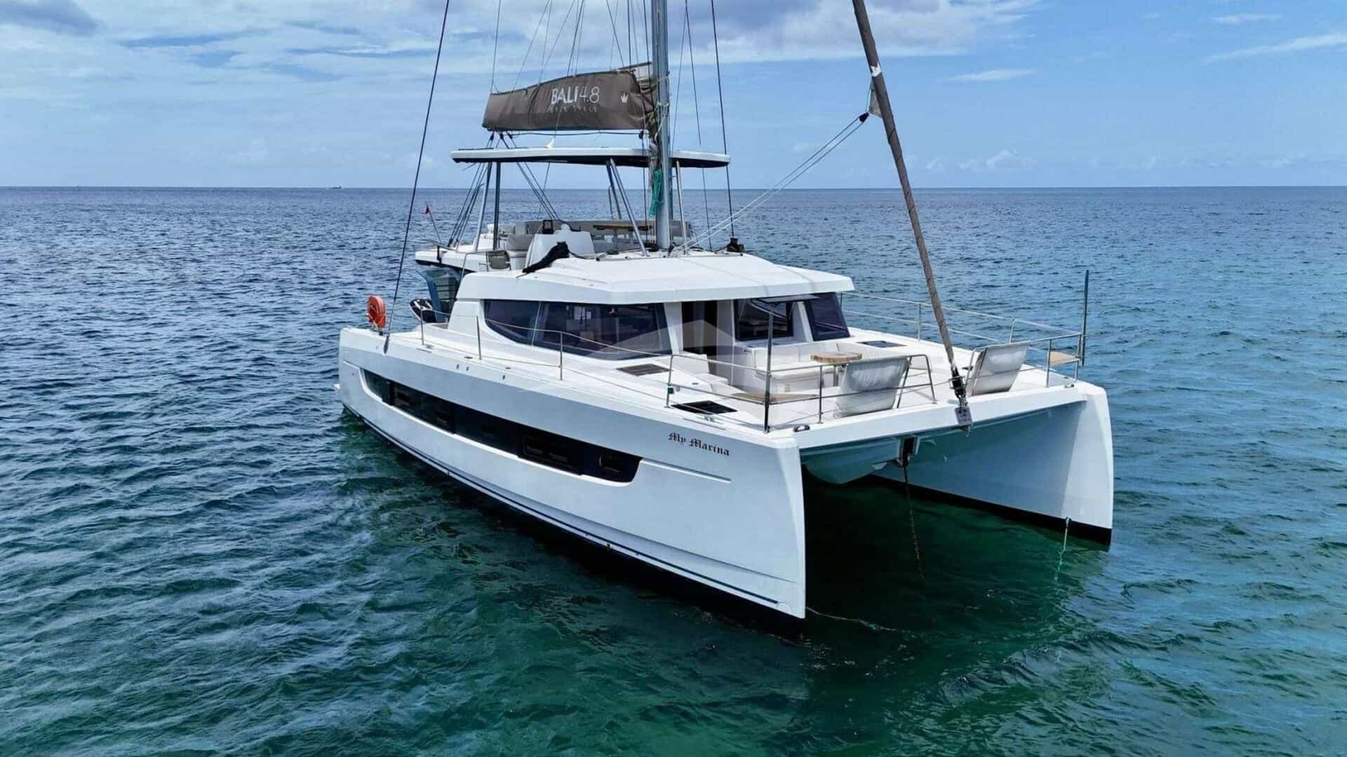 MY MARINA yacht charter