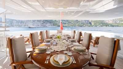 Bridge deck aft al fresco dining