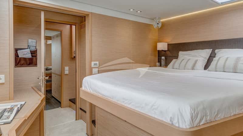 WHISPERS II 17m sailing yacht charter, photo 3